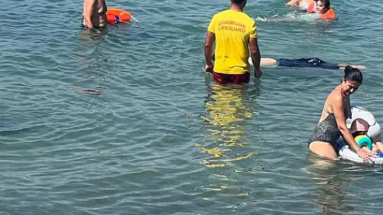 Büyük Samanlık Plajı Örnek Olmaya Devam Ediyor