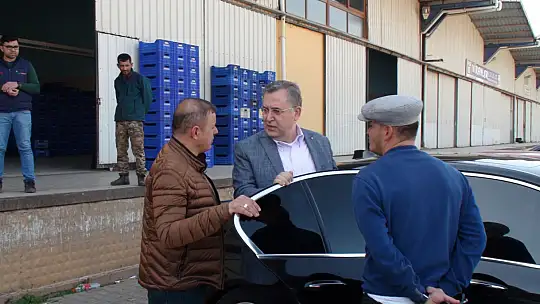 DOMATES İHRACATI KISITLAMASINA TEPKİ 