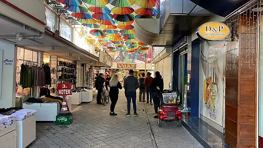 FETHİYE'DE ŞİDDETLİ DEPREM