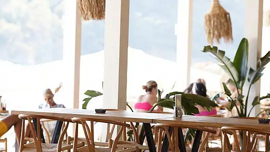 KUMBURNU, DÜNYA PLAJLARI İLE YARIŞIYOR