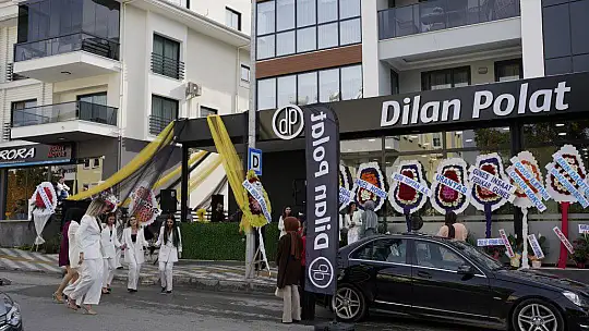 DÜNYA MARKASI DİLAN POLAT FETHİYE'DE AÇILDI