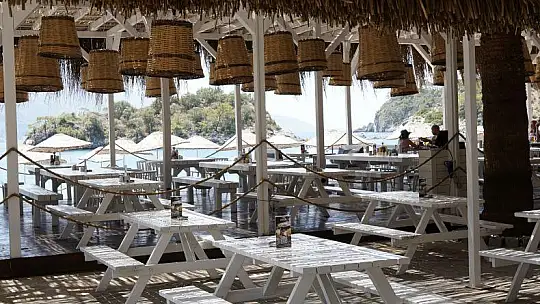 KUMBURNU, DÜNYA PLAJLARI İLE YARIŞIYOR