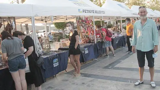 Stantlar haftada 2 gün kurulmaya devam ediyor