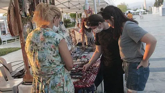 Stantlar haftada 2 gün kurulmaya devam ediyor