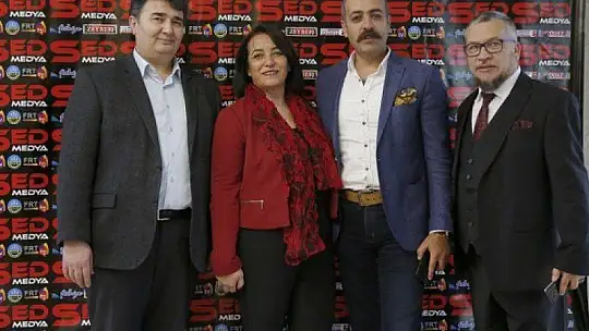 BİZ Büyük Bir Aileyiz