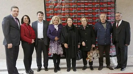 BİZ Büyük Bir Aileyiz