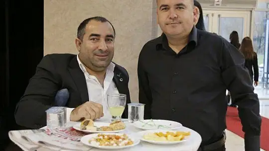 BİZ Büyük Bir Aileyiz