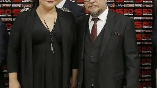 BİZ Büyük Bir Aileyiz