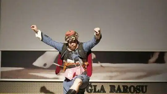 BİZ Büyük Bir Aileyiz