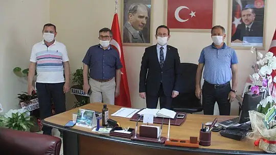 Soydemir, 'Siyasi partiler olmazsa olmazlarımızdandır'