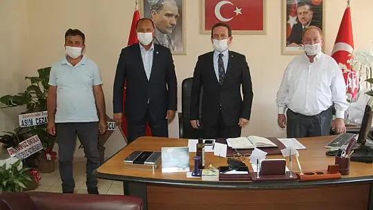 Soydemir, 'Siyasi partiler olmazsa olmazlarımızdandır'