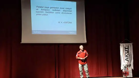 Deprem Haftası dolayısıyla seminer düzenlendi