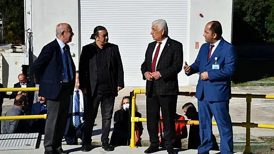 Karaca, 'Cumhuriyet tarihinin en büyük yatırımlarını yapıyoruz'