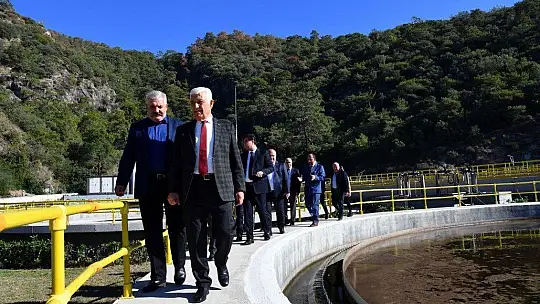 Karaca, 'Cumhuriyet tarihinin en büyük yatırımlarını yapıyoruz'