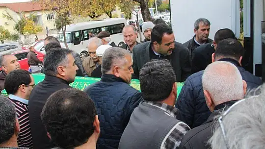 Doğacak bebeğini göremedi 