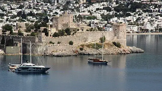 Lüks yatlar Bodrum'u mesken tuttu