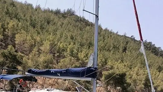 Lüks tekne ile kaçarken yakalandılar