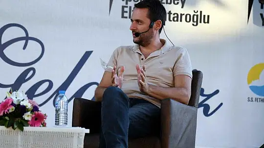 Barış İnce ve Latife Tekin, Fethiye'de buluştu