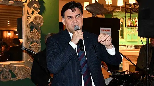 Karaca basın çalışanları ile buluştu