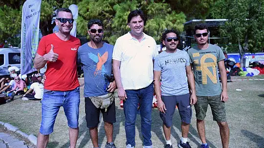 Başkan Karaca, Gökyüzünde Türk Bayrağı Açtı