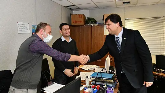 Karaca, belediye personelinin yeni yılını kutladı