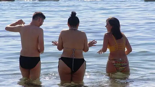 Bodrum'da iç ısıtan görüntüler