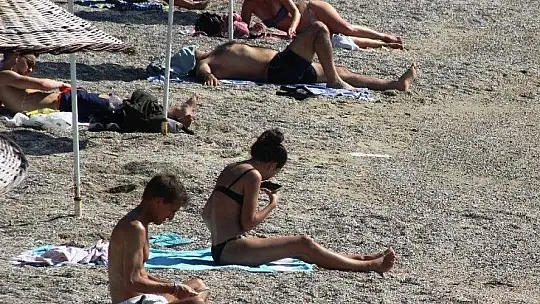 Bodrum'da iç ısıtan görüntüler