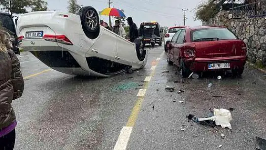 Bodrum'da yağış kaza getirdi