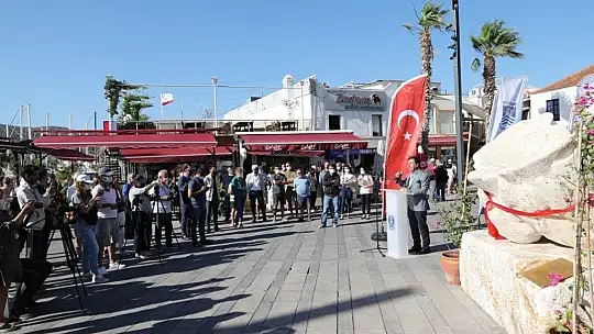 Bodrumlu süngerciler anısına sünger heykeli açılışı yapıldı