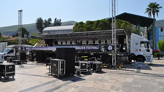 Fethiye'de Elif Buse Doğan sahne alacak