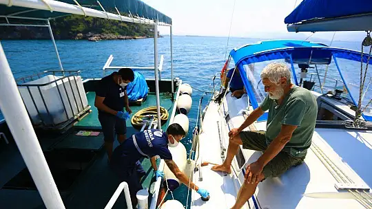 Büyükşehir Denizden 420 Bin 288 Poşet Katı Atık Topladı