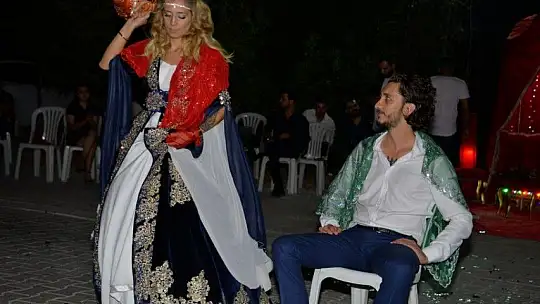 Begüm ile Mert çiftinin kına merasimi düzenlendi