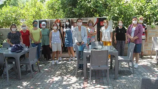 CHP'Lİ BAŞKAN OYMAK, 'KADIN CİNAYETLERİ DURDURULMALIDIR'