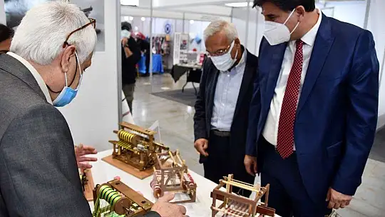 2. Craft İstanbul El Sanatları Fuarı'na Üzümlü Dastarı defilesi damga vurdu