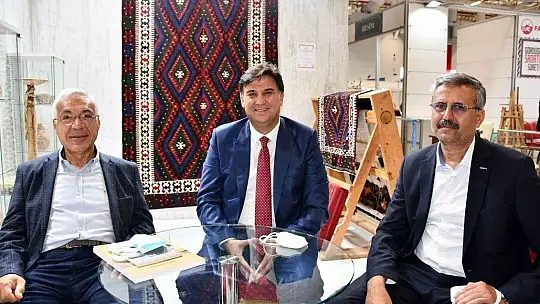 2. Craft İstanbul El Sanatları Fuarı'na Üzümlü Dastarı defilesi damga vurdu