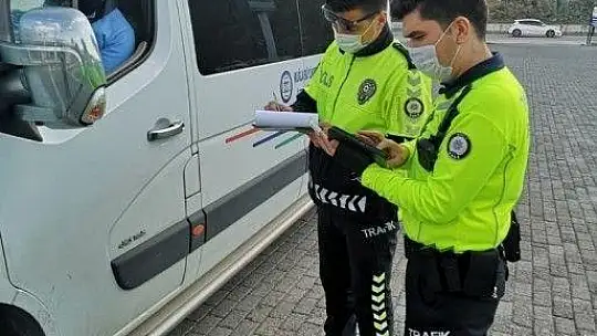 Dalaman'da yolcu araçlarına korona virüs denetimi yapıldı
