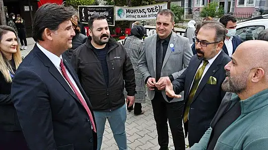 Engelli Çocukları Sevindirdiler