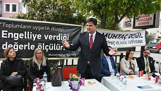 Engelli Çocukları Sevindirdiler