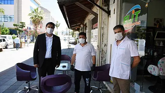 Berber ve Kuaförlere Ücretsiz Dezenfektan, Eldiven ve Maske Dağıtımı Yapıldı