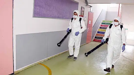 Sınav öncesi okullar dezenfekte edildi