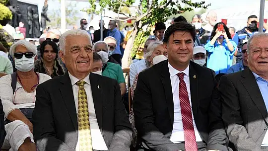 Sen de Gel Down Kafe Açıldı