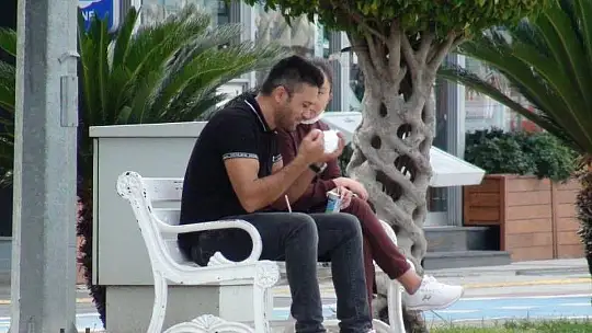 Parklar, pazarlar lokanta oldu