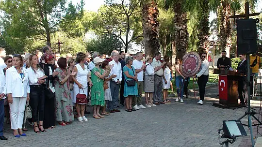 CUMHURİYET HALK PARTİSİ 99. YAŞINI KUTLADI