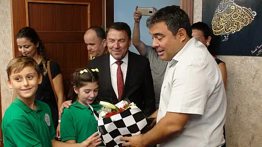 2022-2023 EĞİTİM ÖĞRETİM YILI TÖRENLE BAŞLADI 