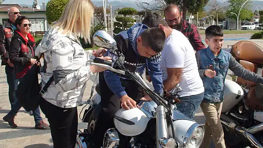 OTİZM FARKINDALIK GÜNÜ'NDE ANLAMLI ETKİNLİK