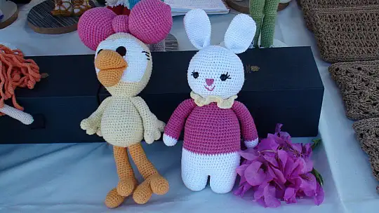 EL EMEĞİ ÜRÜNLER SAHİPLERİNİ BEKLİYOR