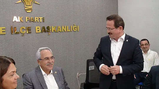 MİLLETVEKİLİ AYDIN, AK PARTİ İLÇE TEŞKİLATIYLA BİR ARAYA GELDİ