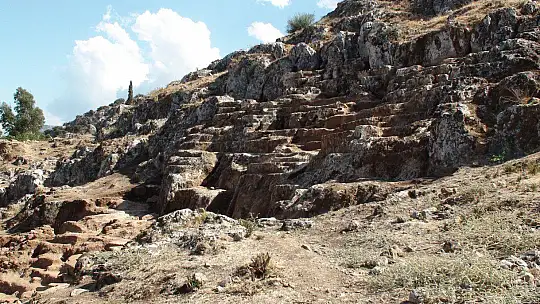 FETHİYE KALESİ KAZI ÇALIŞMALARI DEVAM EDİYOR