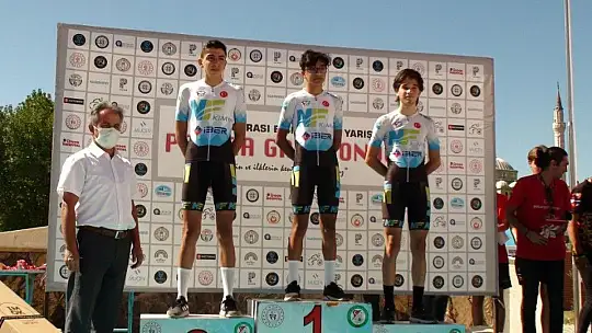 Pedallar Seydikemer'de Çevrildi