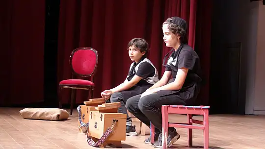 'Çevre Haftası' çocuk tiyatrosu ile başladı